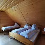 Drevenica Zapadne Tatry S Kupacou Kadou A Krbom Žiar