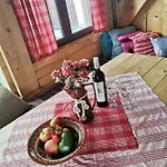 Drevenica Zapadne Tatry S Kupacou Kadou A Krbom *