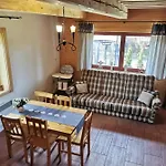 Drevenica Zapadne Tatry S Kupacou Kadou A Krbom *