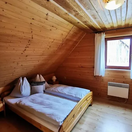 アパート Drevenica Zapadne Tatry S Kupacou Kadou A Krbom