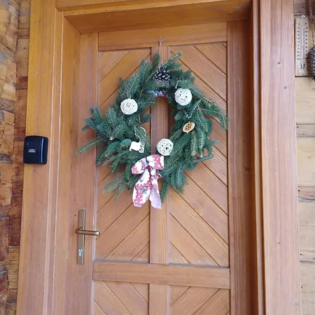 Drevenica Zapadne Tatry S Kupacou Kadou A Krbom