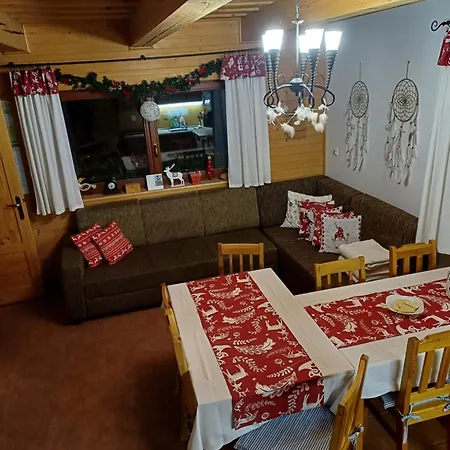 Drevenica Zapadne Tatry S Kupacou Kadou A Krbom アパート *