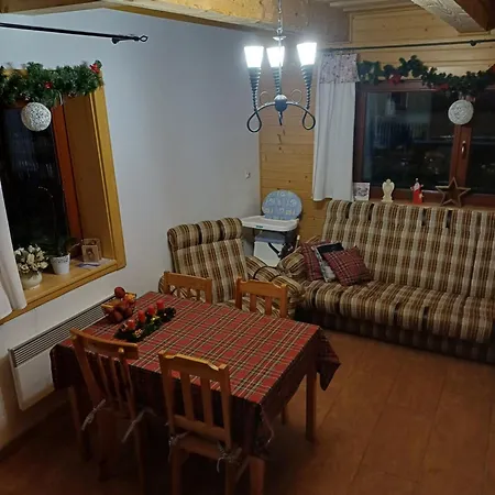 Drevenica Zapadne Tatry S Kupacou Kadou A Krbom Žiar